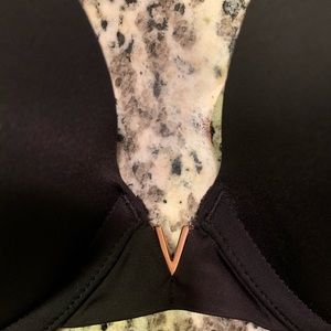 Bombshell Victoria Secret Bra NWOT
